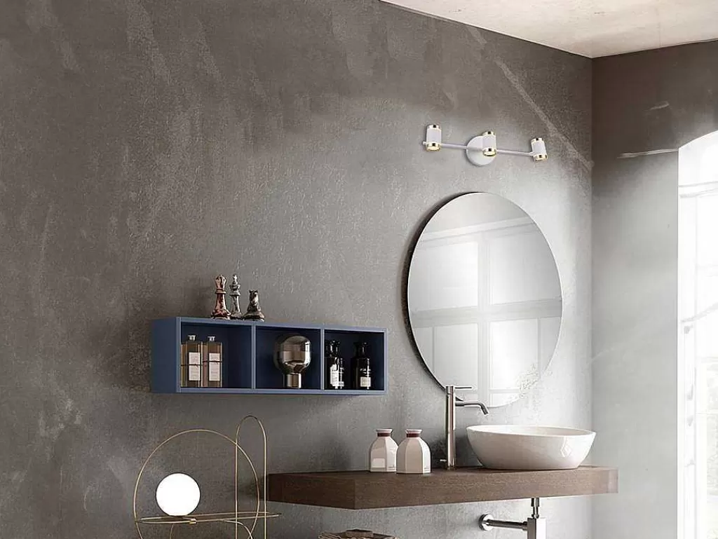 aplique_de_casa_de_banho_com_leds_aluminio_3_focos_l45_cm_branco_e_dourado__ashford_1.webp Candeeiro De Parede*OZAIA Aplique De Casa De Banho Com Leds Aluminio, 3 Focos, L45 Cm Branco E Dourado - Ashford