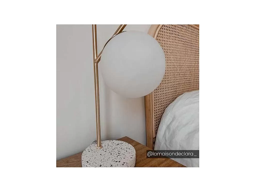 candeeiro_de_mesa_estilo_vintage_lullaby__base_em_terrazzo__23x15x38_cm__dourado_5.webp Candeeiro De Mesa*OZAIA Candeeiro De Mesa Estilo Vintage Lullaby - Base Em Terrazzo - 23X15X38 Cm - Dourado