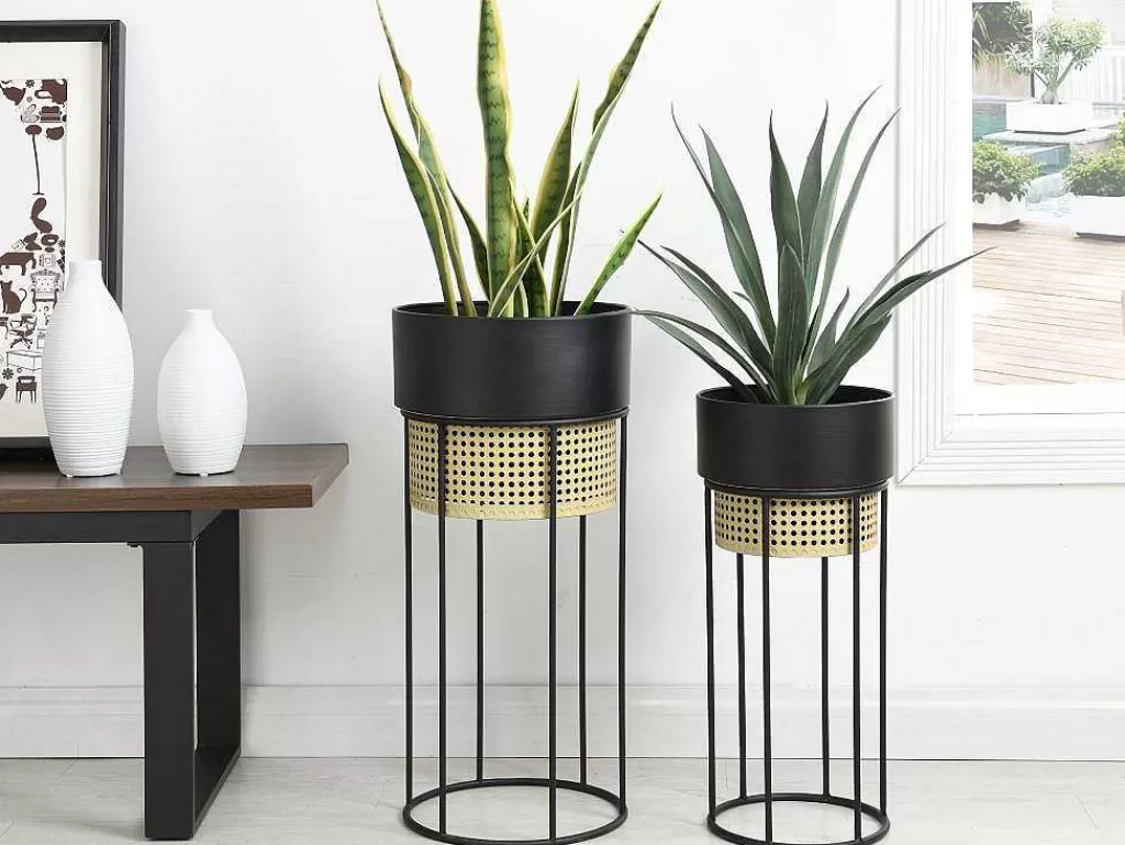 Objeto De Decoração Interior*OZAIA Conjunto De 2 Vasos De Ornamentacao Com Pe Efeito Empalhamento Em Ferro De D.30,5 X A.66 Cm E D.24,5 X A.55 Cm Cor Preto E Dourado - Covel