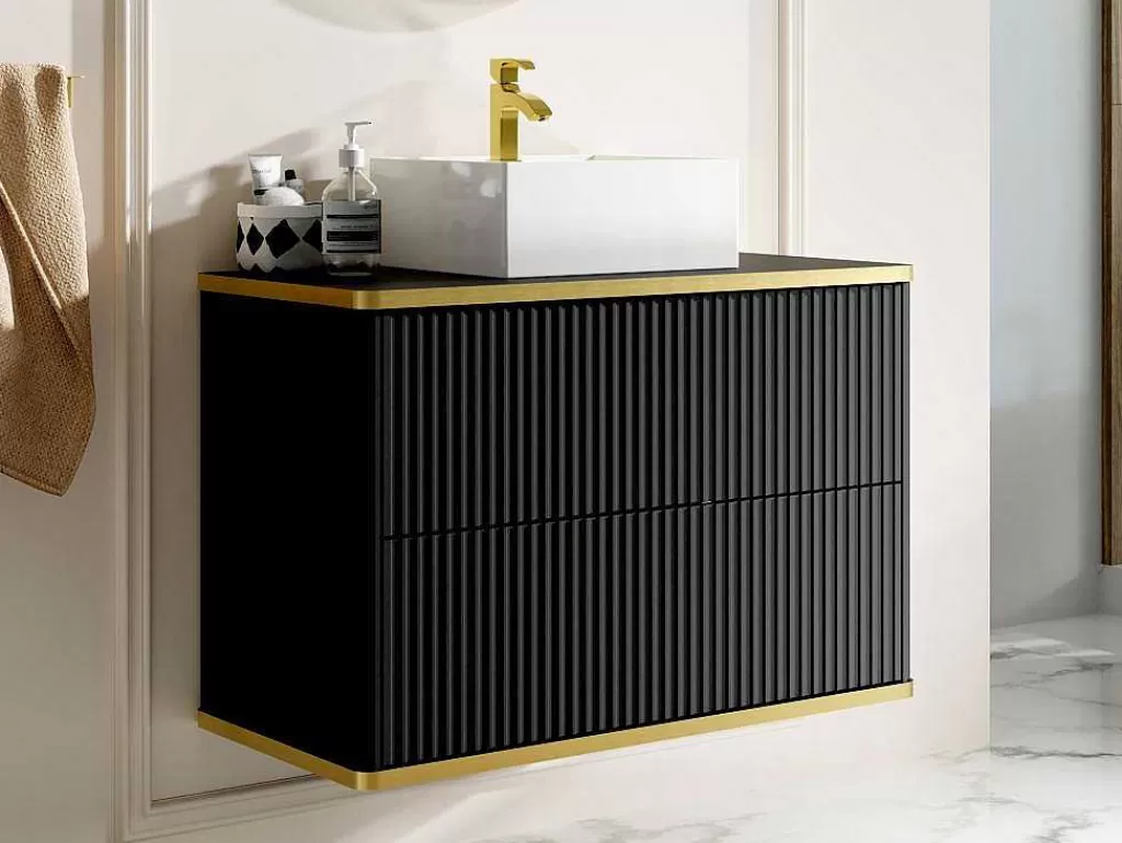 mvel_de_casa_de_banho_suspenso_estriado_rebordo_dourado_com_lavatrio_de_pousar_preto_80_cm__keliza_2.webp Promoções Casa De Banho & Bem-Estar*Vente-unique Móvel De Casa De Banho Suspenso Estriado Rebordo Dourado Com Lavatório De Pousar Preto 80 Cm - Keliza