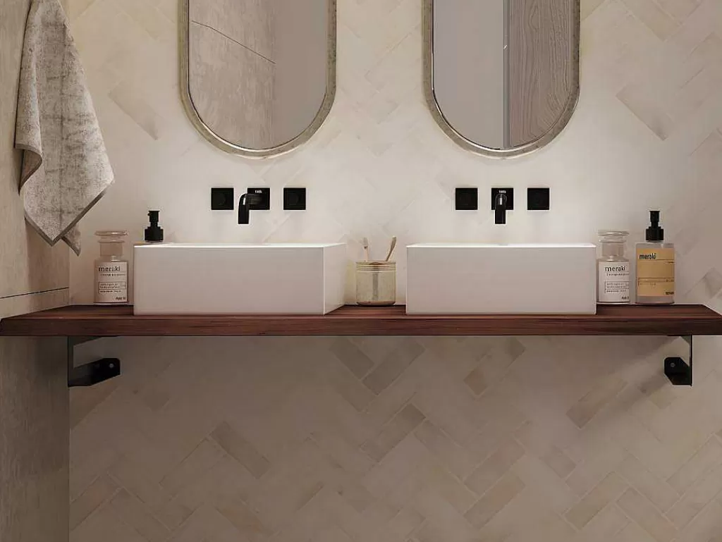 Móvel De Parede Para Casa De Banho*Vente-unique Suporte Suspenso Em Teca Escura Com Esquadros De Fixacao Pretos De 120 X 50 Cm - Sukawati